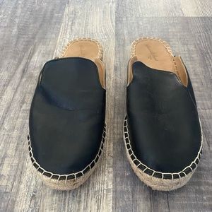 Universal thread slides